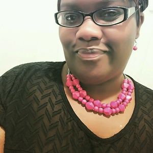 Meet your Posher, Tenisha